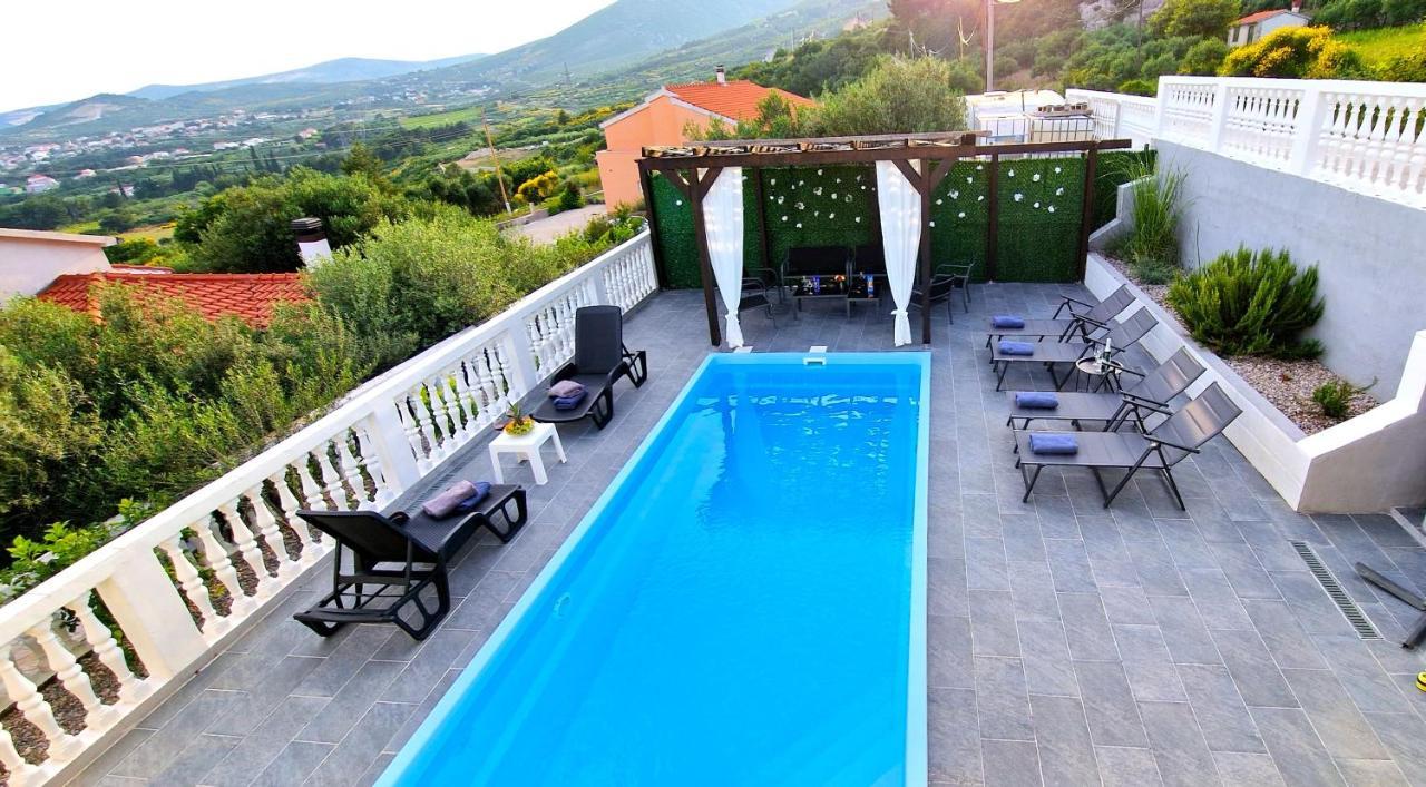 Kaštela Sunny Holiday House With Pool מראה חיצוני תמונה