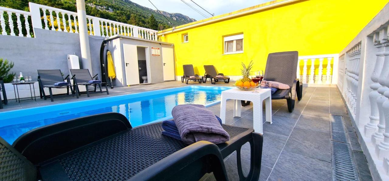 Kaštela Sunny Holiday House With Pool מראה חיצוני תמונה